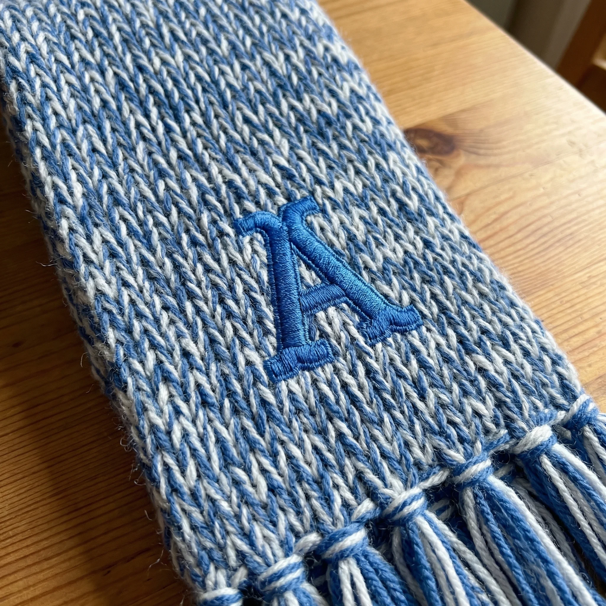 Schal besticken – Beispiel 1